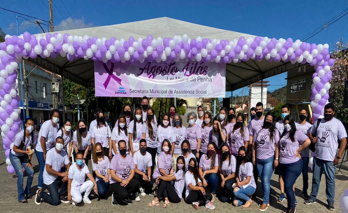 Secretarias municipais de Assistência Social e de Saúde realizaram evento em comemoração aos 15 anos da Lei Maria da Penha.