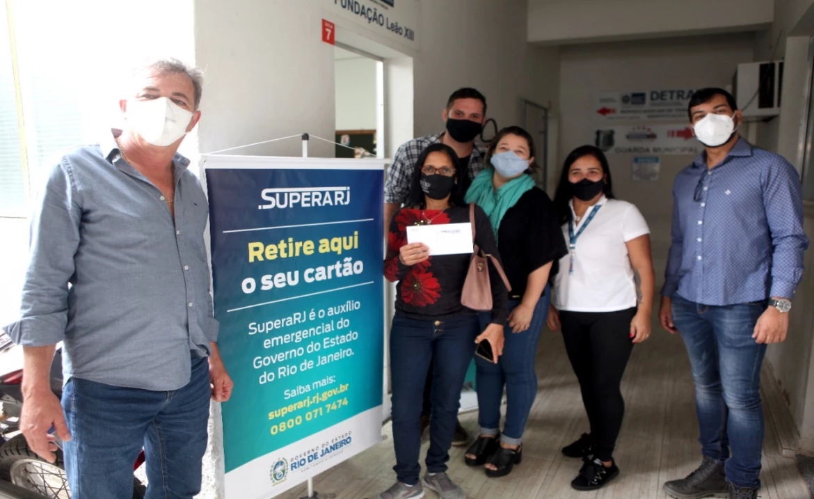 Sapucaia recebe o primeiro lote de cartões do programa de transferência de renda, o Supera RJ